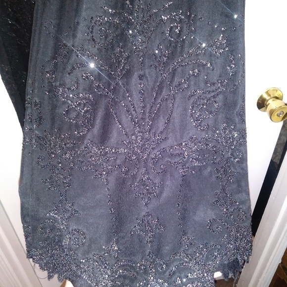 CDC Sig. Collection | Stunning Beaded pants - Picture 5 of 8